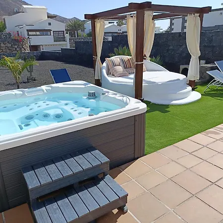 Villa Alisios 58 *