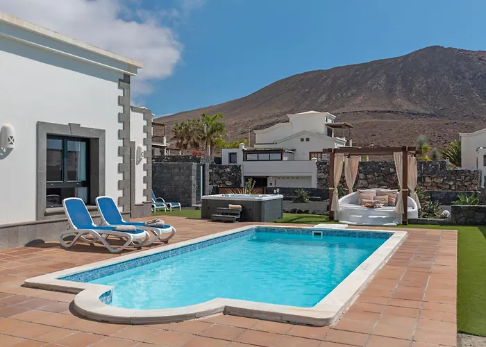 Alisios 58 * Playa Blanca